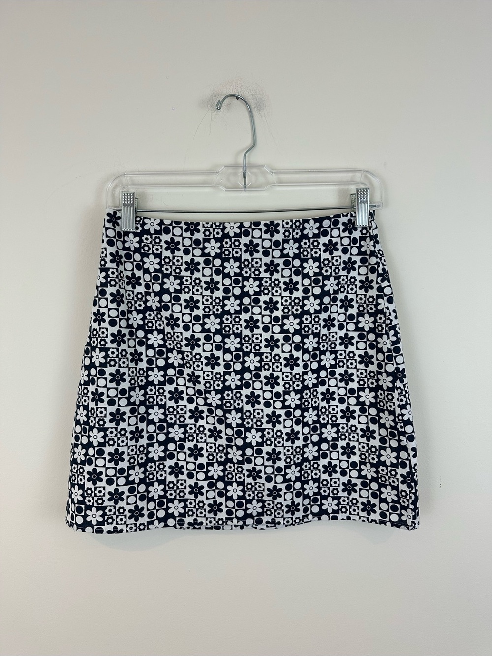 elodie Navy & White Floral Check Mini Skirt Size Small Women's